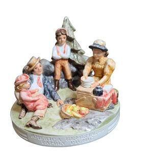 Vintage Sebastian Miniatures Family Picnic SML380 (5) Discontinued in 1980